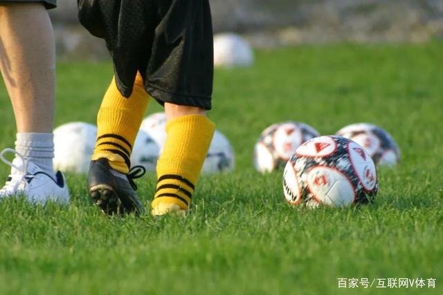 中国男篮：广西老表11中9，焦泊乔打脸杜锋，王俊杰低迷